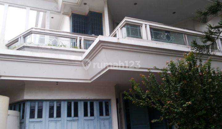 Rumah Bagus Luas unfunished SHM Pamulang, Tangerang Selatan 1