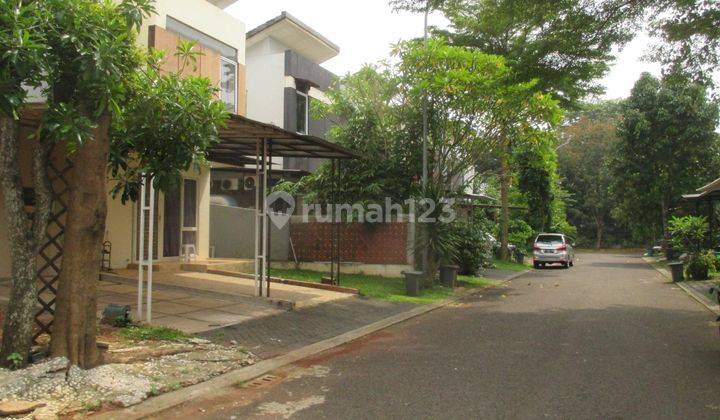 Rumah 2 Lantai Bagus Strategis di The Icon Simplicity, Tangerang 2