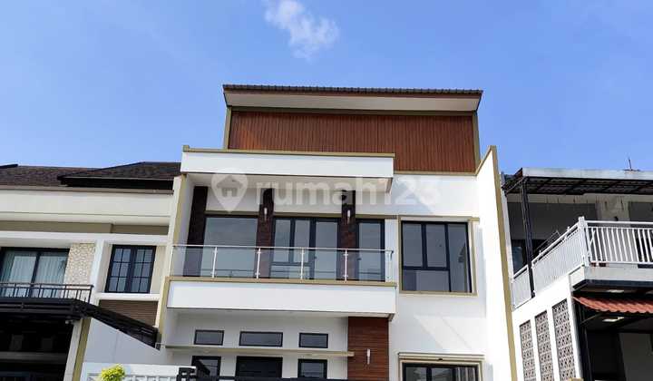 Rumah 2 Lantai Bagus Strategis Jalan Utama Di Nusaloka Bsd City