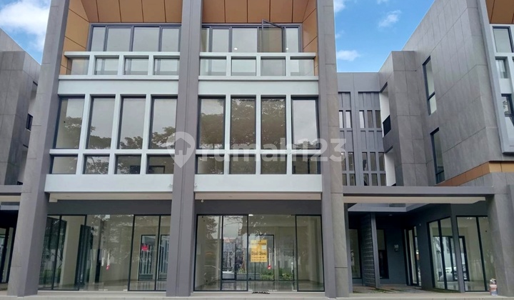 Rent Shop House in Front of Ipeka School Bsd Main Road