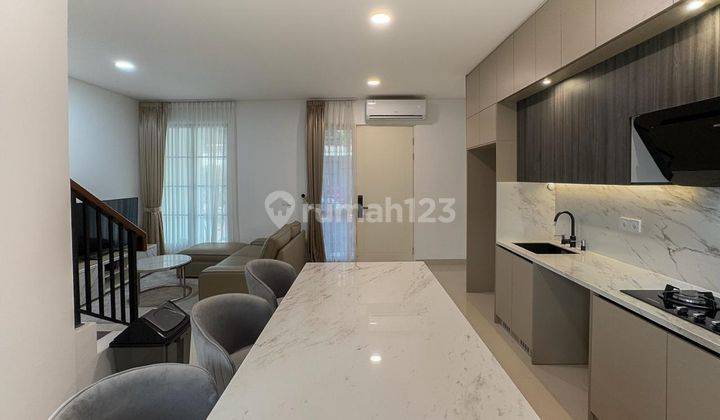 Rumah Kontrakan Bagus Furnished SHM BSD Sevilla, Tangerang 2