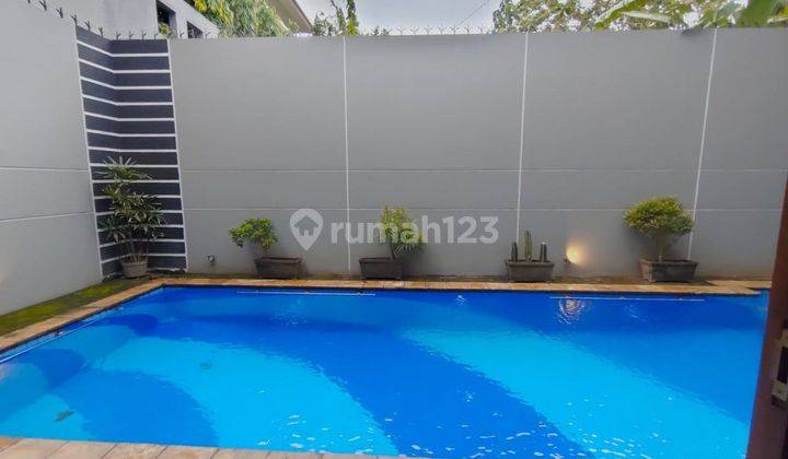 Rumah Mewah 2 Lantai Di Kota Semarang Dekat Gor Jatidiri  2