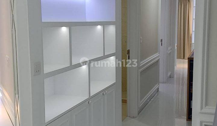 LUXURIOUS ALL WHITE APARTEMEN 2 BR AT THE MANSION DUKUH KEMAYORAN 1