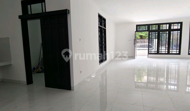 Strategic Rental House in Griya Inti Sunter Near Toll Road 2