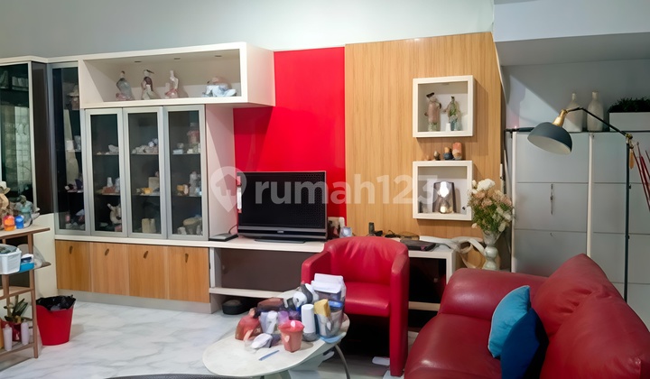 Rumah di Cluster Jalan Depan 3 Mobil di Sunter