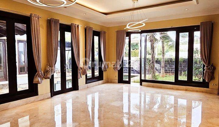 Rumah Model Medit Di Perumahan Elite Pantai Mutiara 1