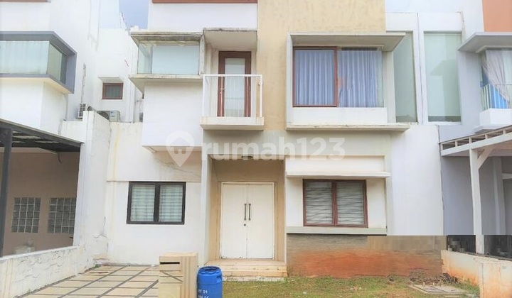 Rumah 2lt 9x16,5 148m 3KT Cluster Cassia JGC Jakarta Garden City