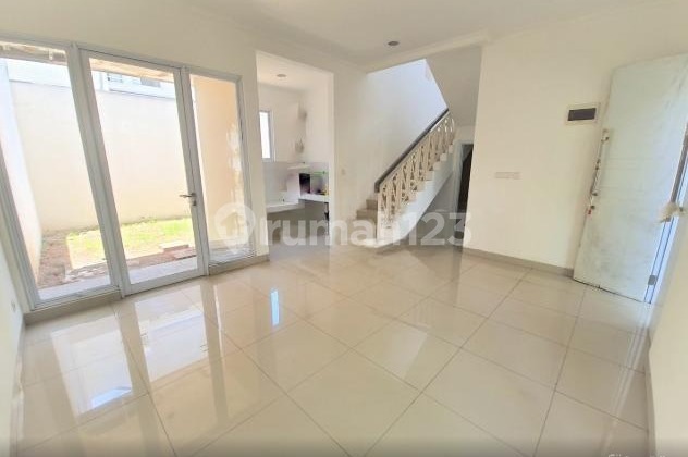 2-story house 8x15 120m 3BR Thames Cluster Jakarta Garden City 2