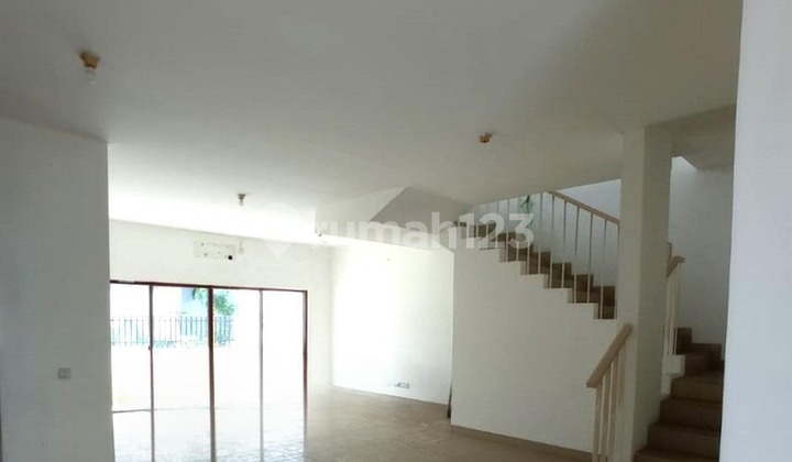 2-storey house 10x20 200m 4BR Lantana Cluster Jakarta Garden City 2