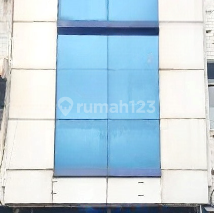 Main road facing shop house, area 119m, Cipinang, East Jakarta 2