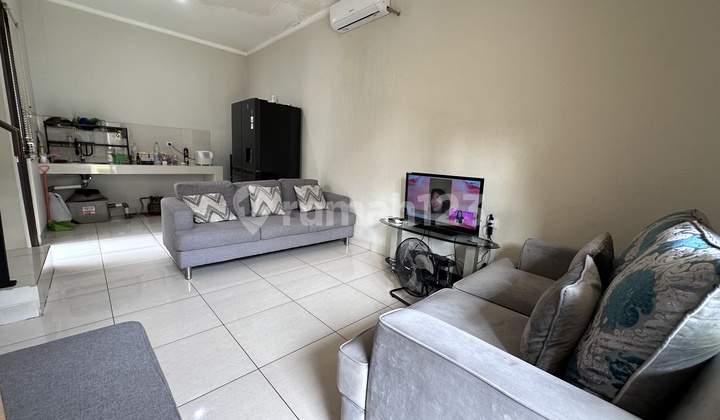 Jual Cepat Rumah 2 Lantai Furnished Bagus Di Olive Residence Dekat Summarecon Mal Bekasi Dan Universitas Bhayangkara 1