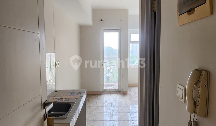 Jual Murah Apartemen The Springlake Tipe Studio Unfurnished di Menara Azolla Lantai Rendah Dekat Summarecon Mal Bekasi dan Binus Universitas Jual Murah Apartemen The Springlake Tipe Studio Unfurnished di Menara Azolla Lantai Rendah Dekat Summarecon Mal Bekasi dan Binus Universitas