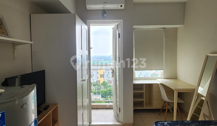 Jual Cepat Tipe Studio Furnihshed Kondisi Bagus Siap Huni Sertifikat View Courtyard Kolam Renang di Menara Caldesia Apartemen The Springlake Dekat Summarecon Mal Bekasi 2