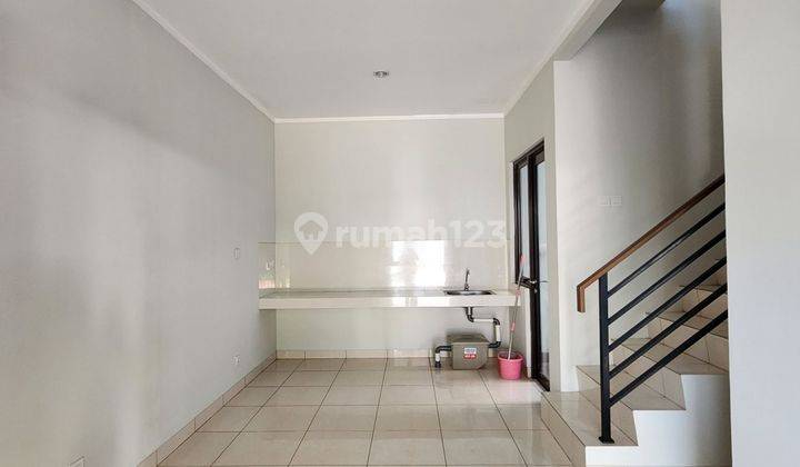 RUMAH 2 LANTAI DI BURGUNDY RESIDENCE, KAWASAN THE ORCHARD SUMMARECON BEKASI, DILENGKAPI DENGAN GORDEN, DAN SUDAH SIAP HUNI 2