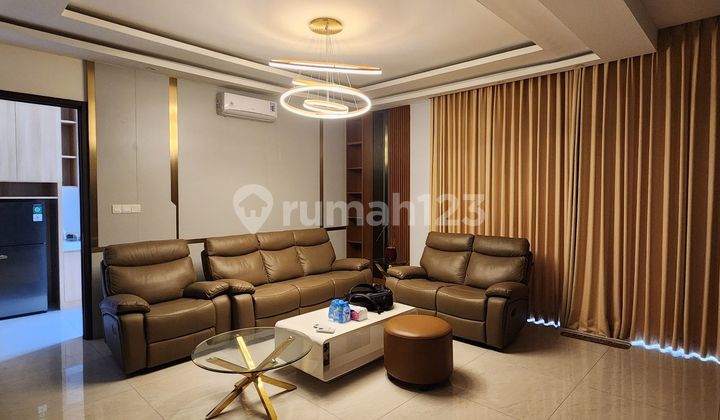 RUMAH MEWAH 3 LANTAI DILENGKAPI DENGAN FURNISHED DAN ELEKTRONIK SUPER LENGKAP & MEWAH DI CLUSTER MORIZEN SUMMARECON BEKASI RUMAH MEWAH 3 LANTAI DILENGKAPI DENGAN FURNISHED DAN ELEKTRONIK SUPER LENGKAP & MEWAH DI CLUSTER MORIZEN SUMMARECON BEKASI