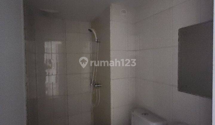 kamar mandi harga murah  apartemen the springlake
