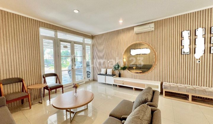 Quick Sale Negotiable 2-Story House Furnished Good Near Clubhouse Bluebell Residence And Summarecon Mall Bekasi.