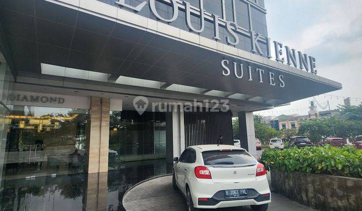 tampak depan jual harga nego apartemen pollux