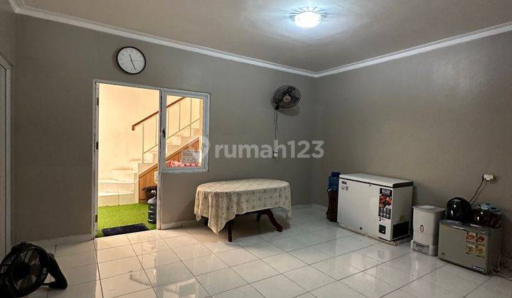 JUAL NEGO RUMAH 2 LANTAI SUDAH SHM KONDISI BAGUS SEMI FURNISHED DI WEST COVINA KOTA WISATA 2