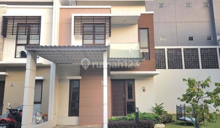 Rumah Hoek 2 Lantai Kondisi Bagus Siap Huni Bonus Kitchen Set Dan Kanopi Carport Di Burgundy Residence 2