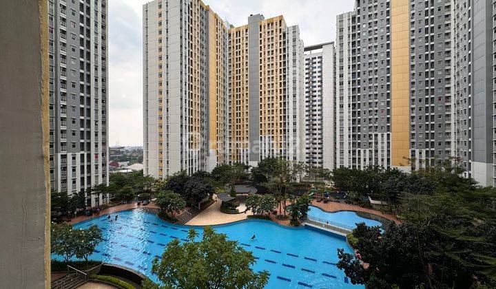 kolam renang jual rugi apartemen the springlake