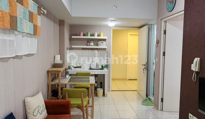 Jual Apartemen Tipe 2 Kamar Tidur Furnished Bagus Siap Huni View Kolam Renang di Menara Caldesia Apartemen The Springlake Dekat Summarecon Bekasi 2