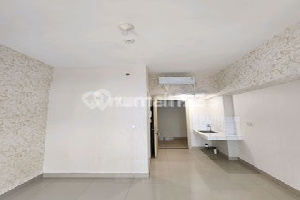 Selling at a Loss: Studio Type, Empty, and Brand New Apartment in The Springlake View, Tower Elodea, Near Summarecon Mall Bekasi