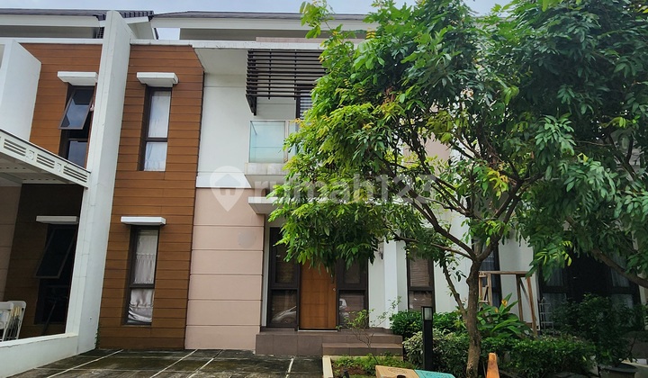 Dijual Rumah 2 Lantai Semi Furnished Kondisi Bagus Siap Huni Bebas Banjir Dekat Clubhouse dan Gerbang Burgundy Residence dan Summarecon Mal Bekasi 2
