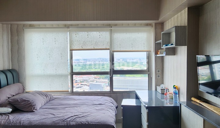 Jual Tipe Studio Furnished Lengkap dan Kondisi Bagus Siap Huni PPJB di Apartemen The Springlake View Menara Freesia Dekat Sekolah Bpk Penabur dan Al Azhar