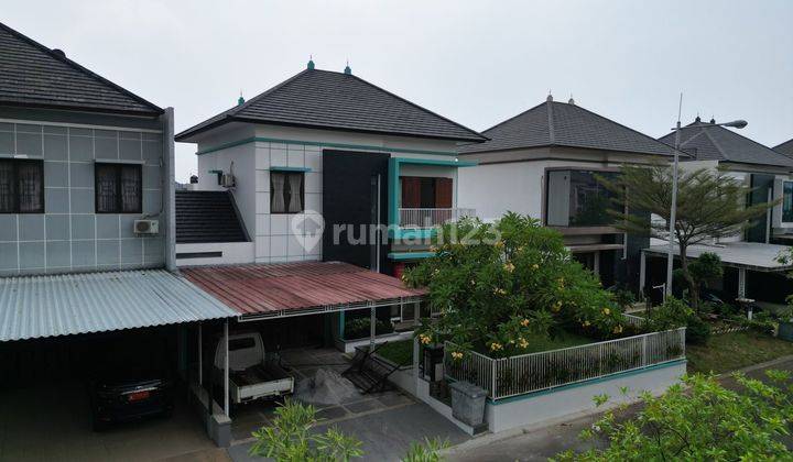 Jual Nego Rumah 2 Lantai Shm Kondisi Bagus Hadap Timur Taman Luas  Di Cluster Heliconia Harapan Indah Bekasi 1