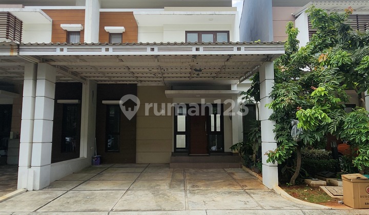 Jual Cepat Rumah 2 Lantai SHM Bonus Ac Kondisi Bagus Siap Huni Bebas Banjir di Cluster Burgundy Residence Dekat Summarecon Mal Bekasi