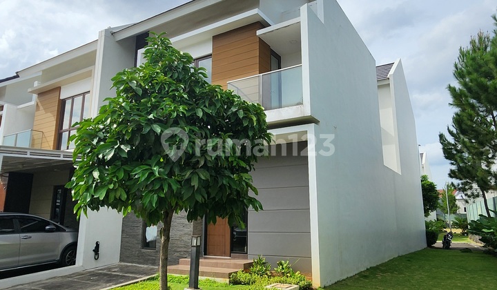 For Rent 2-Story Corner House Semi-Furnished Ready to Occupy in Olive Residence Near Summarecon Mall Bekasi