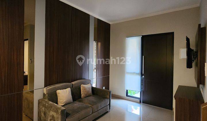 Rumah Kontrakan 2.lantai Furnished Bagus Dan.lengkap.di Magenta Residence.dekat Summarecon Mal Bekasi 2