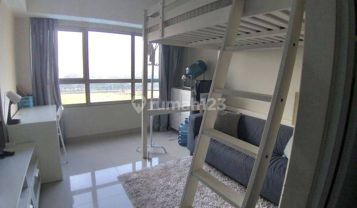 SEWA MURAH TIPE STUDIO KONDISI FURNISHED BAGUS DI MENARA FREESIA APARTEMEN THE SPRINGLAKE DEKAT DENGAN SUMMARECON MAL BEKASI 2