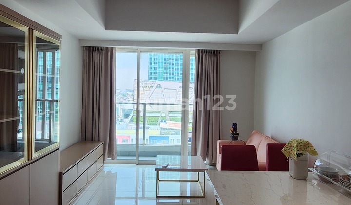 Jual Harga Paling Murah Tipe 2 Kamar Tidur Furnished Bagus Siap Huni di Menara Dallington Apartemen The Kensington Royal Suites Dekat Mal Bella Terra dan Mal Kelapa Gading