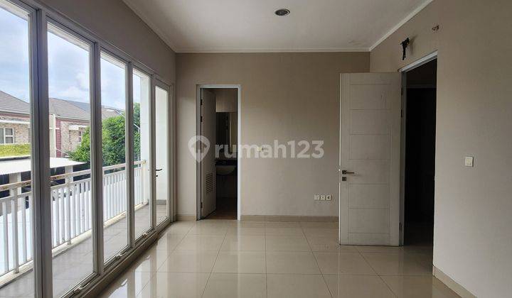 Rumah Kontrakan 2 Lantai Hoek Unfurnished Kondisi Bagus Di Magnolia Residence Dekat Summarecon Mal Bekasi 2