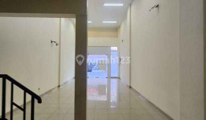 Ruko Kontrakan 3 Lantai Kondisi Bagus Siap Huni Bebas Banjir Dekat Pasar Sinpasa Dan Summarecon Mal Bekasi 2