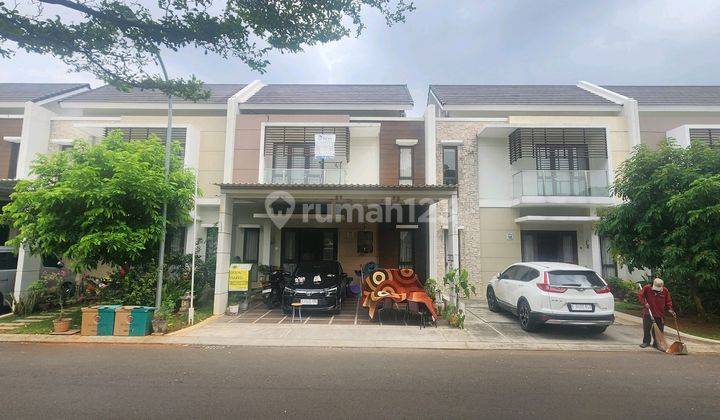 Jual Cepat Rumah 2 Lantai Hadap Taman Luas Semi Furnished Di Burgundy Residence Dekat Summarecon Mal Bekasi 1