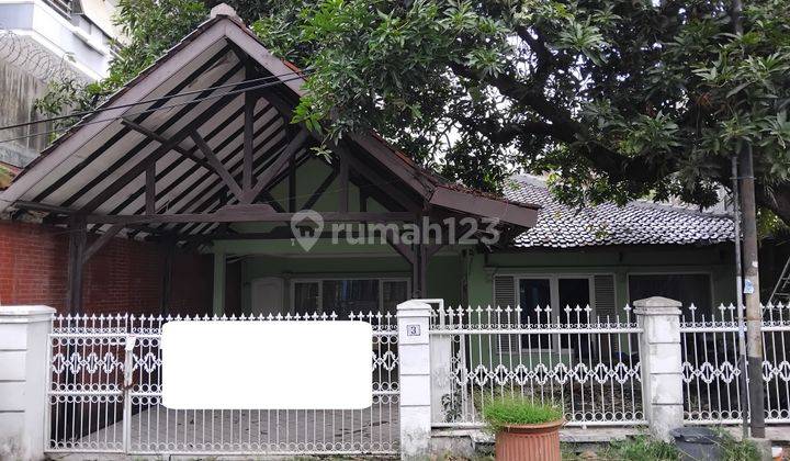 Tanah Dijual Cepat Bonus Bangunan Dekat Pondok Indah 2