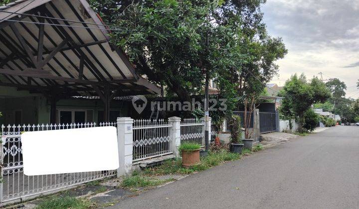 Tanah Dijual Cepat Bonus Bangunan Dekat Pondok Indah 1