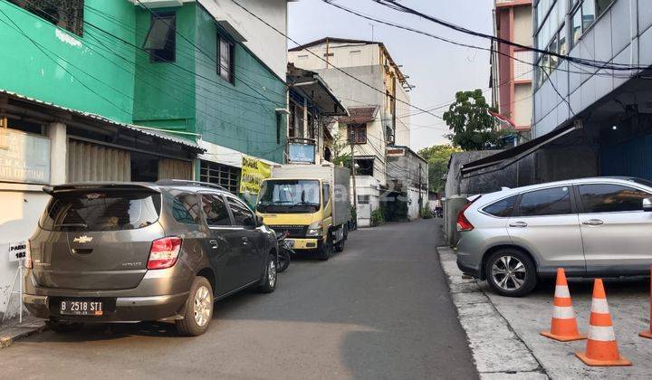 Rumah Kantor Di Pusat Jakarta, daerah perniagaan, cocok untuk usaha 2