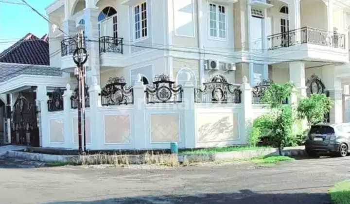 For Sale, Manyar Rejo 2-Story House 2