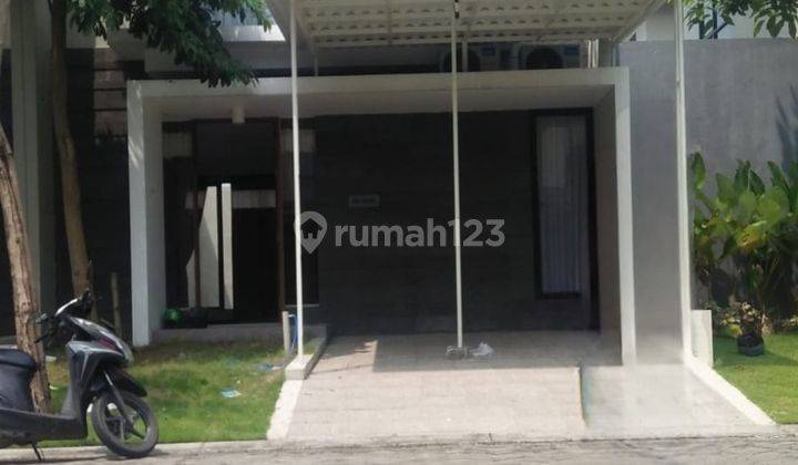 Dijual Rumah North West Lake 1