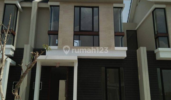 Dijual Rumah Nort West Lake 1