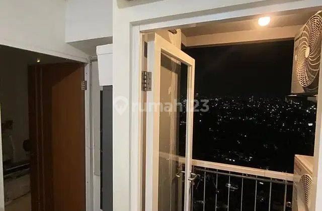 Disewakan Apartemen Puncak Dharmahusada 2 Bedroom 1