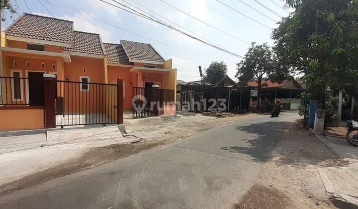 Dijual Rumah Jln Samben Wetan Driyorejo Gresik 1