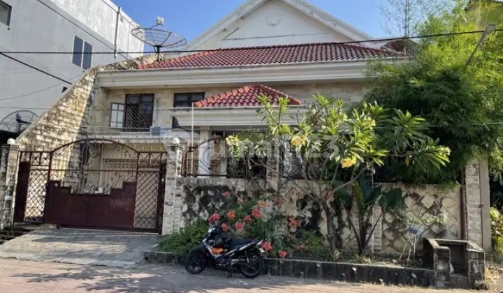 Dijual Rumah Simpang Darmo Permai  1