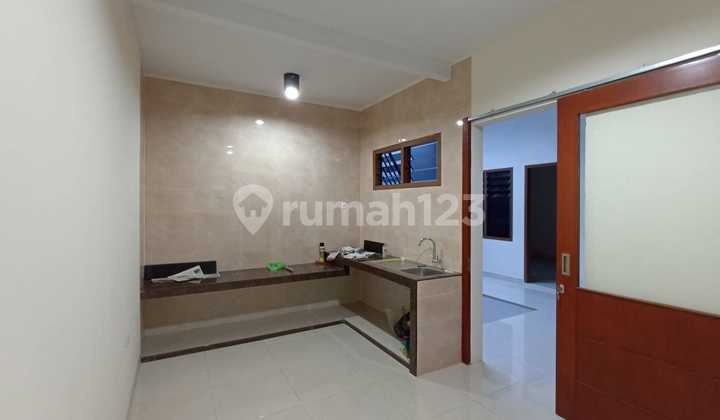 Disewakan Rumah Manyar Tirtoyoso Selatan 2