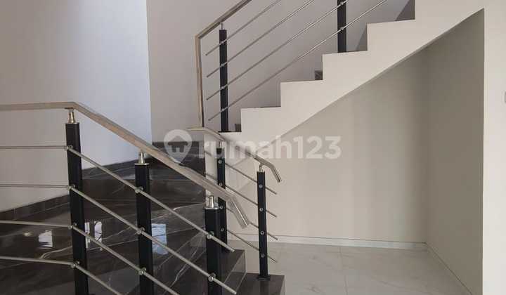 Dijual Rumah Minimalis Manyar Tirtoyoso Utara  2