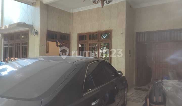 For Sale 3-Story House in Rungkut Menanggal Harapan 2